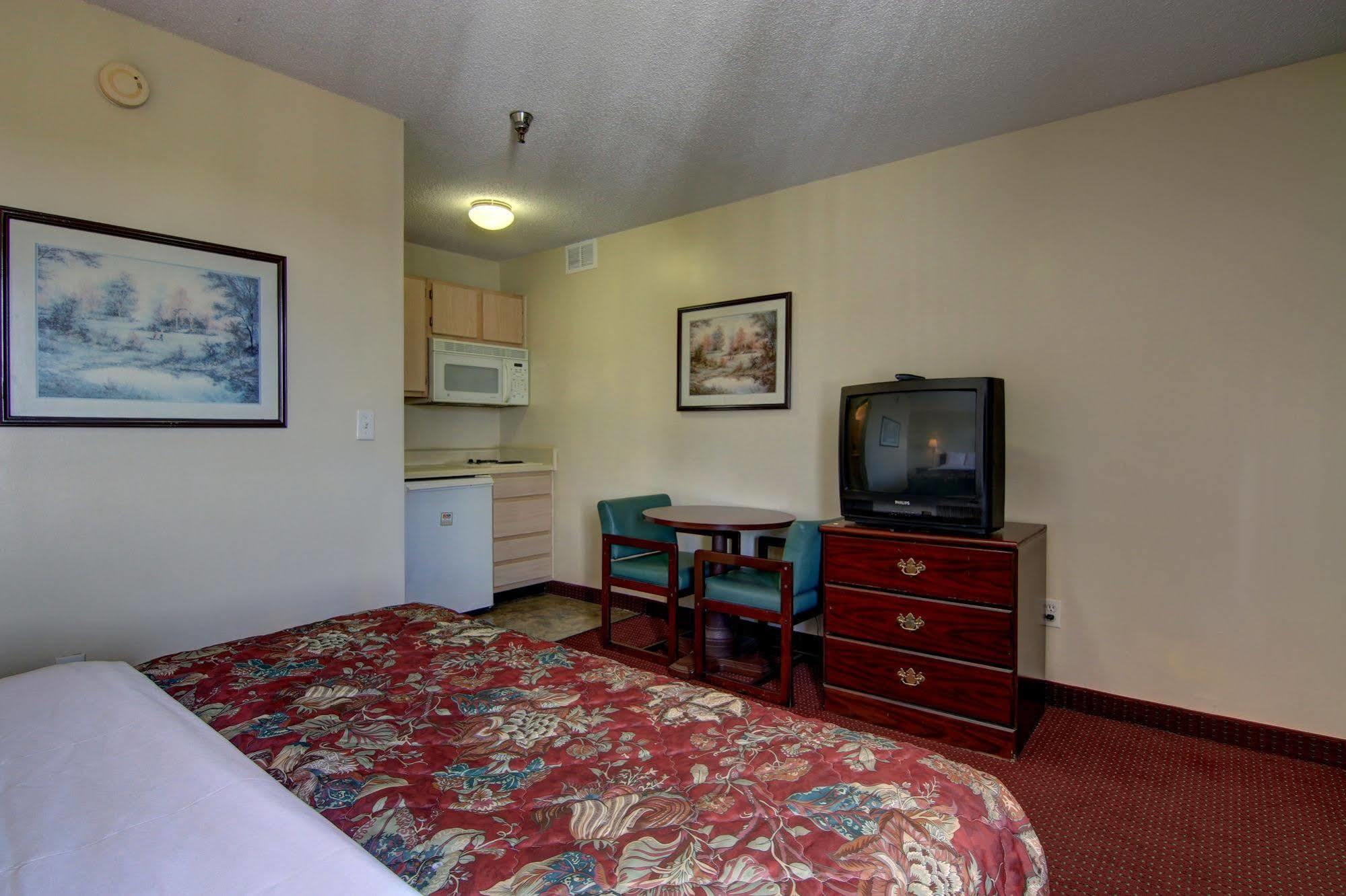 Intown Suites Extended Stay Atlanta Ga - Suwanee Dış mekan fotoğraf